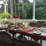 Bed & Breakfast Chateau Vary Jarzé