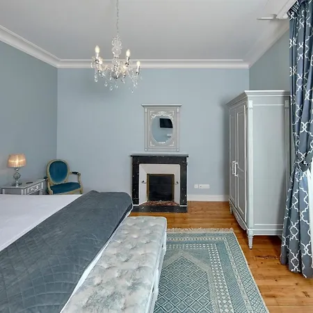 Bed and breakfast Chateau Vary