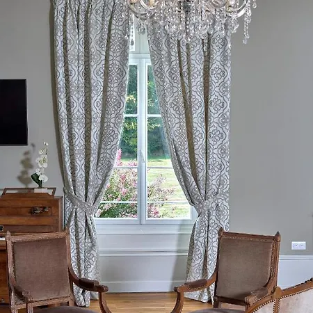 Chateau Vary Bed & Breakfast