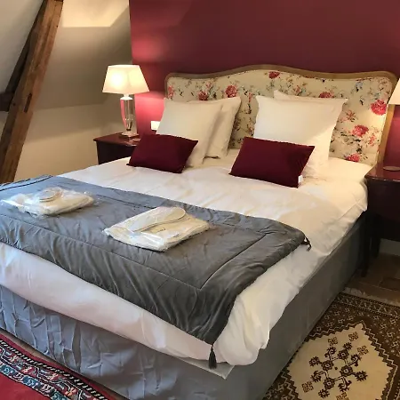 Bed & Breakfast Chateau Vary Jarze