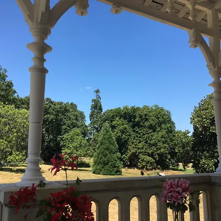 Chateau Vary Bed & Breakfast 3*