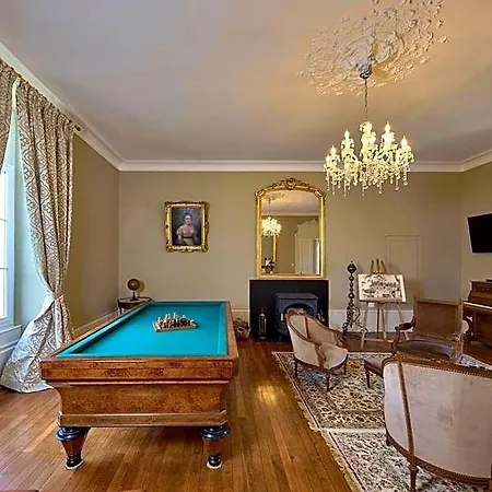 Chateau Vary Oda ve Kahvaltı 4*