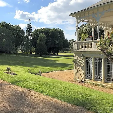 Chateau Vary Bed & Breakfast 4*