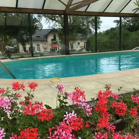Chateau Vary Bed & Breakfast Jarzé