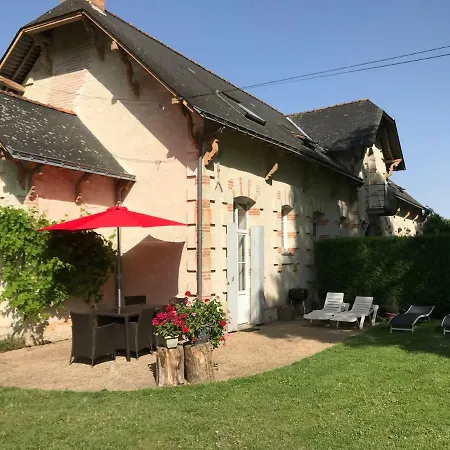 Bed & Breakfast Chateau Vary 3*