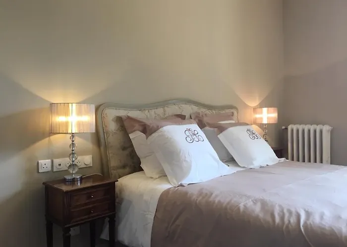 Bed and Breakfast Chateau Vary