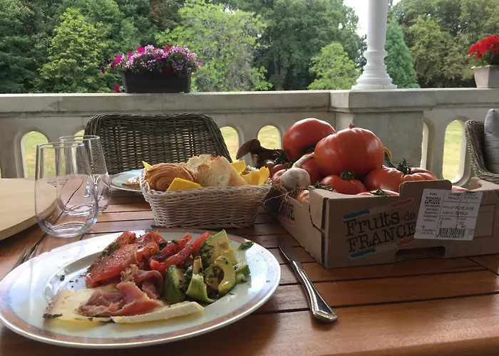 Bed & Breakfast Chateau Vary Jarzé