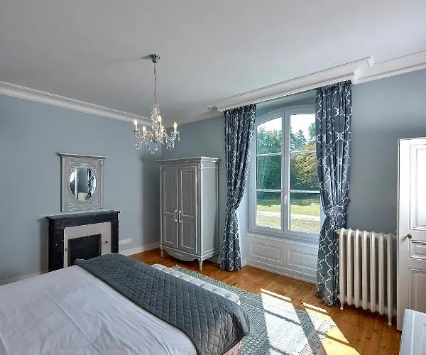 Chateau Vary Bed and Breakfast Jarzé