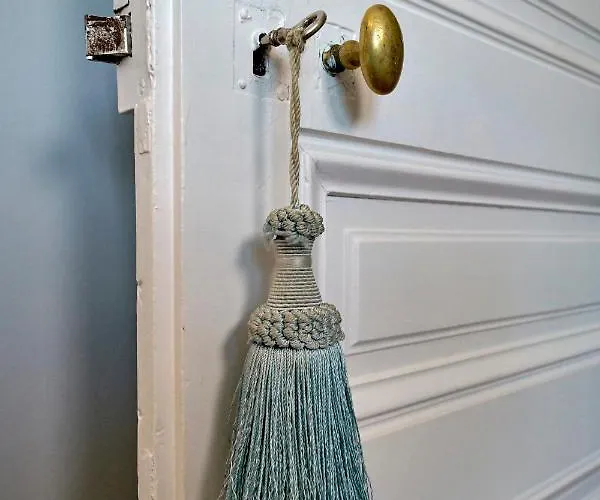 Chateau Vary Bed and Breakfast 4*