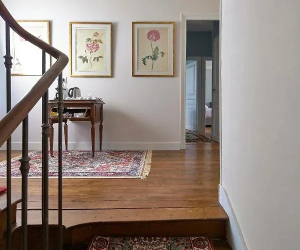 Chateau Vary Bed & Breakfast