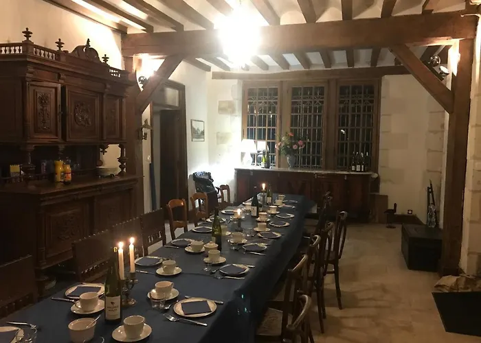 Chateau Vary Bed & Breakfast Jarzé