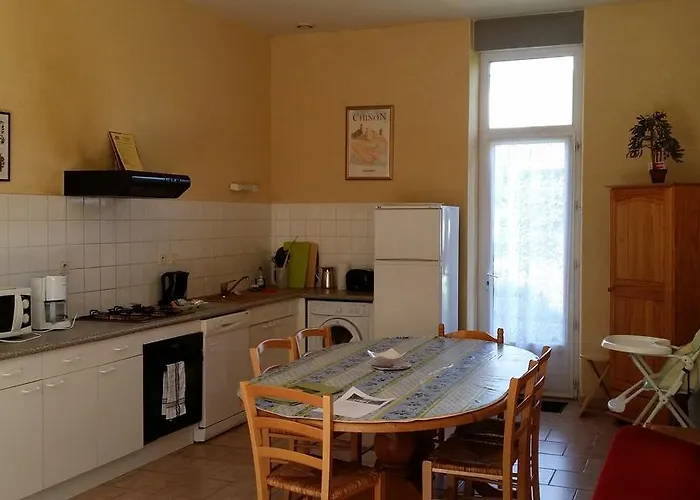 Chateau Vary Bed & Breakfast