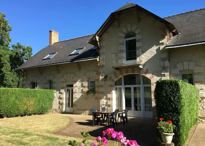 Bed & Breakfast Chateau Vary Jarzé